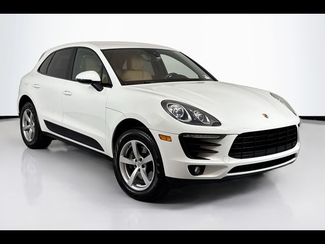 2018 Porsche Macan Sport Edition