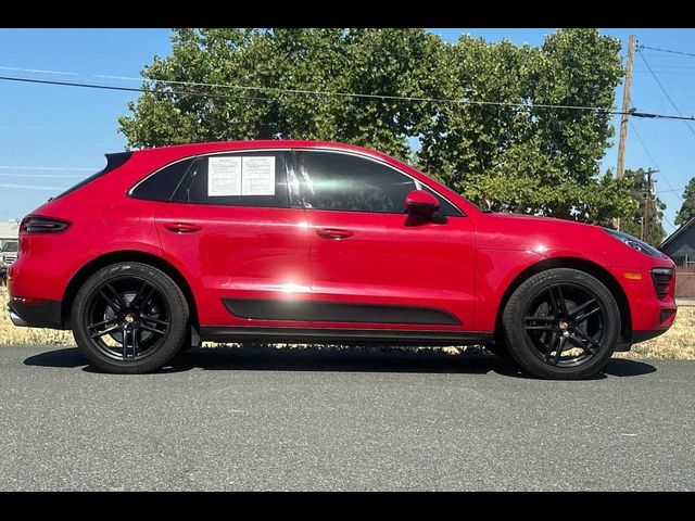 2018 Porsche Macan Sport Edition