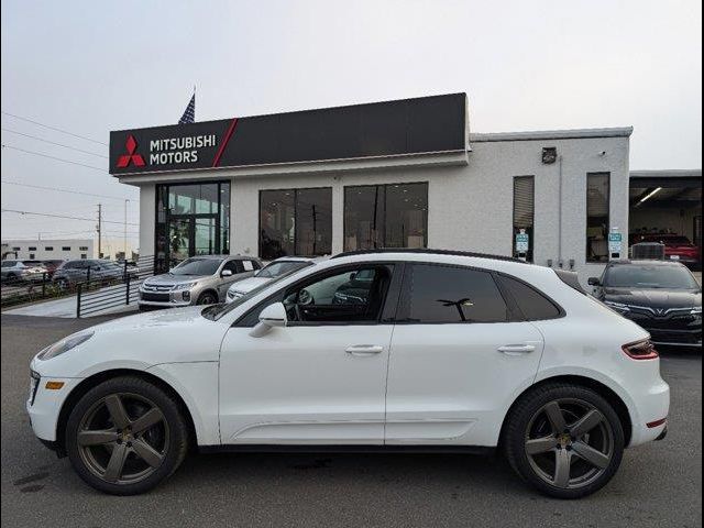 2018 Porsche Macan Sport Edition