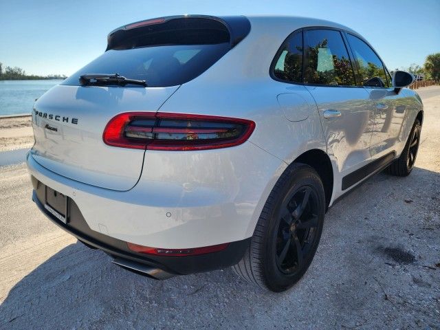 2018 Porsche Macan Sport Edition