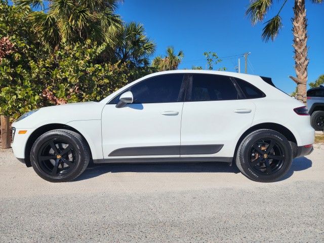 2018 Porsche Macan Sport Edition