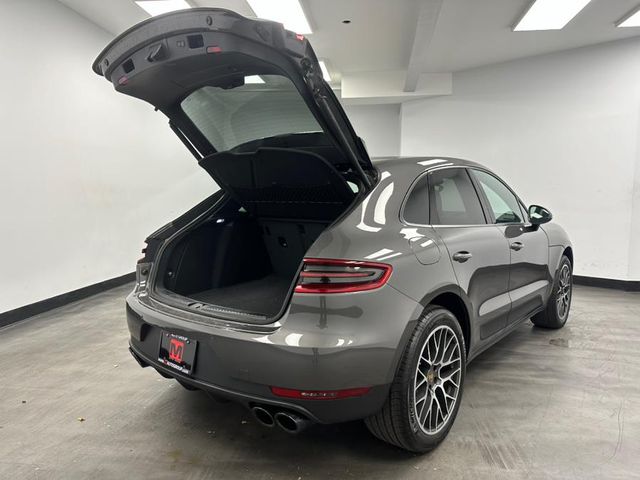 2018 Porsche Macan Sport Edition