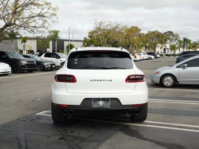 2018 Porsche Macan Sport Edition