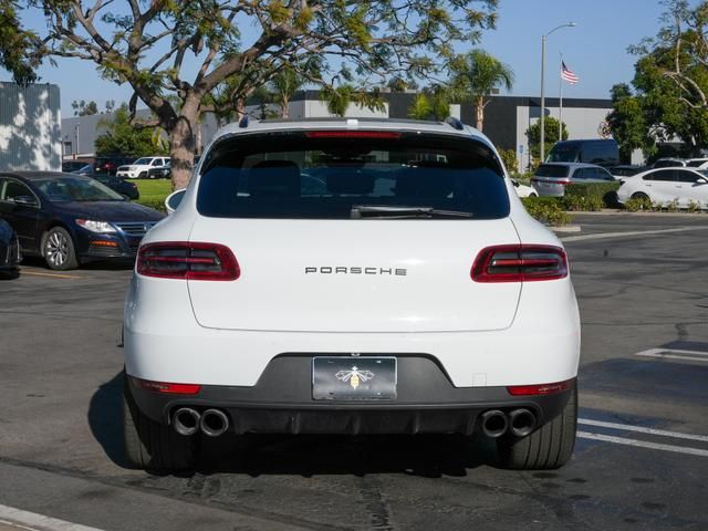 2018 Porsche Macan Sport Edition