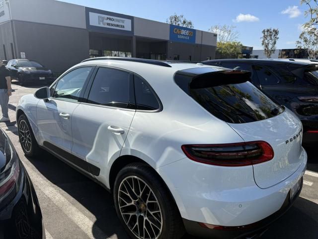 2018 Porsche Macan Sport Edition