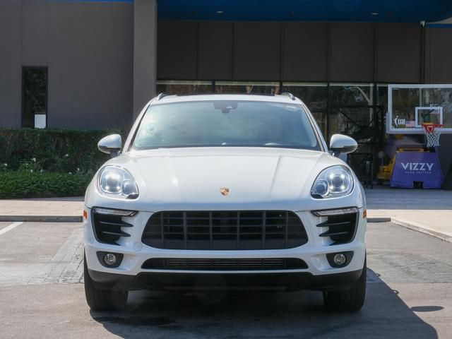 2018 Porsche Macan Sport Edition