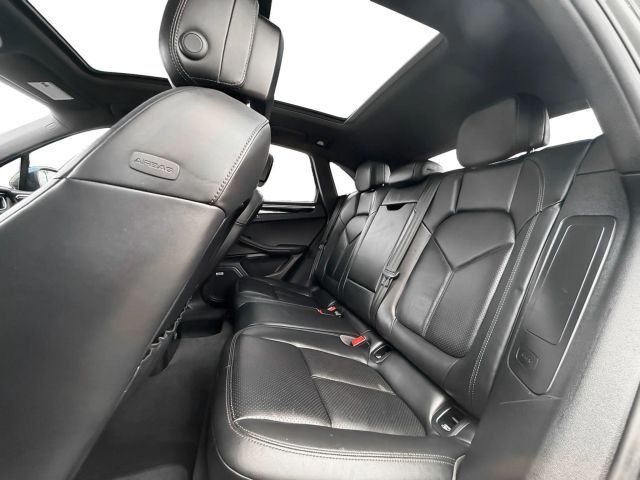 2018 Porsche Macan Sport Edition