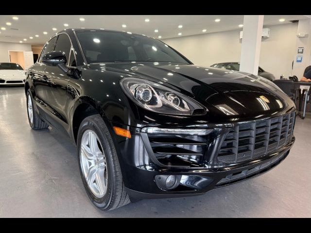 2018 Porsche Macan Sport Edition