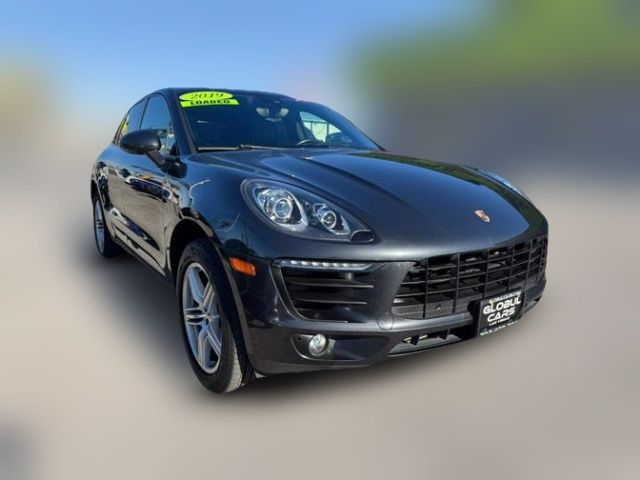 2018 Porsche Macan Sport Edition