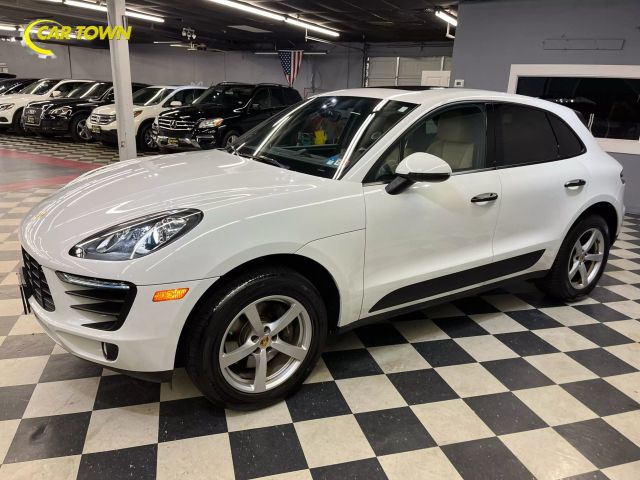 2018 Porsche Macan Sport Edition