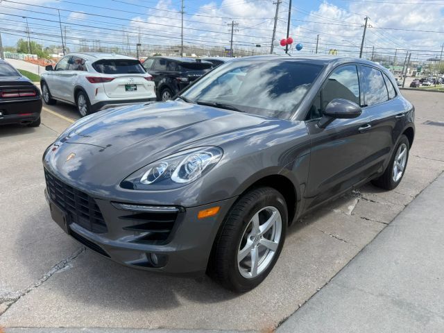 2018 Porsche Macan Sport Edition