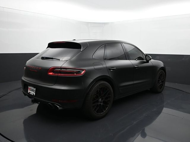 2018 Porsche Macan Turbo