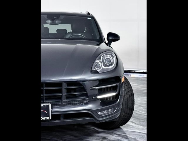 2018 Porsche Macan Turbo