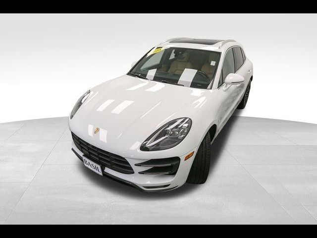 2018 Porsche Macan Turbo