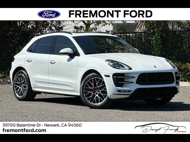 2018 Porsche Macan Turbo