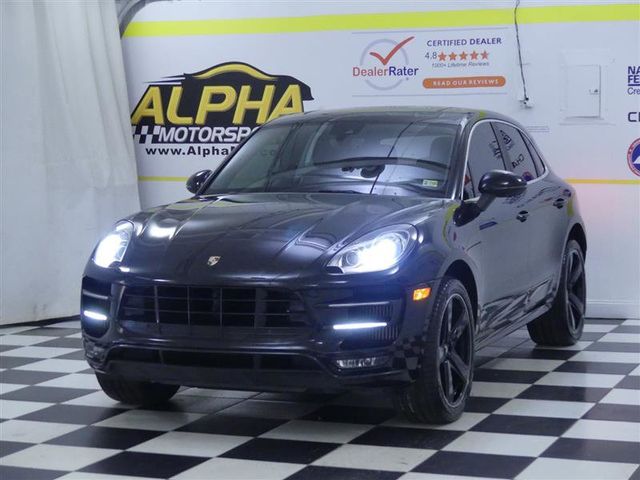 2018 Porsche Macan Turbo