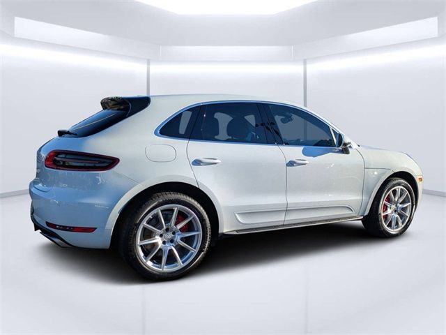 2018 Porsche Macan Turbo