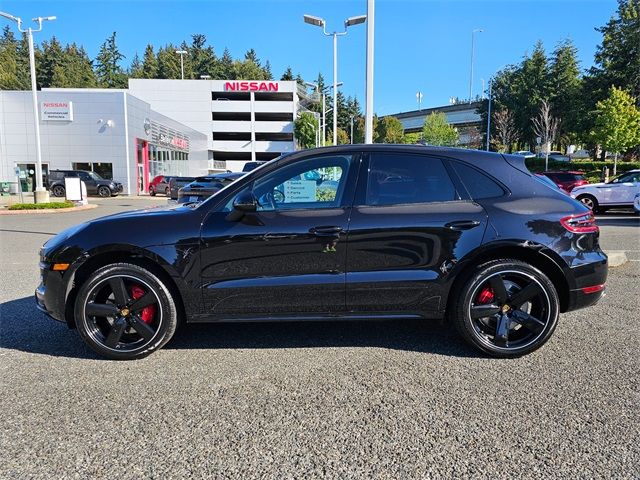 2018 Porsche Macan Turbo