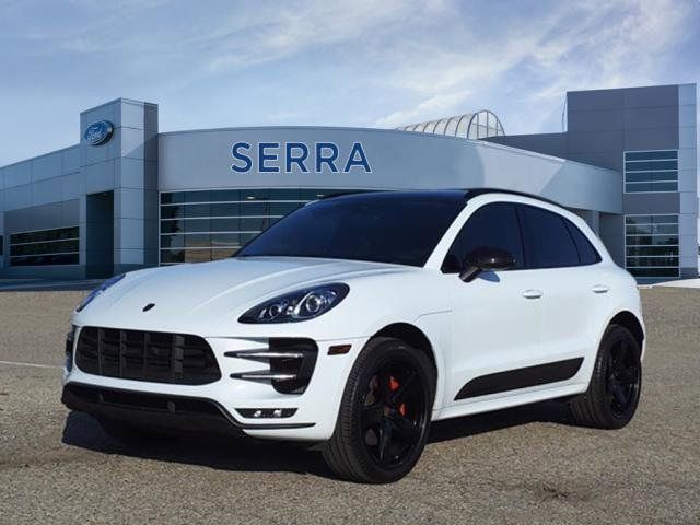 2018 Porsche Macan Turbo