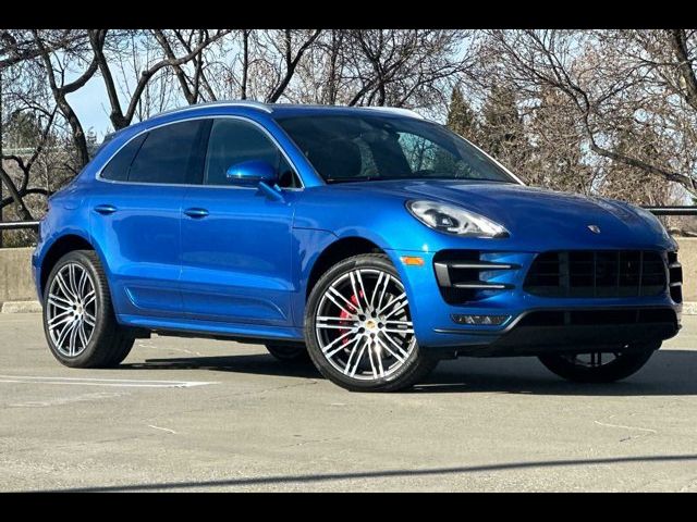 2018 Porsche Macan Turbo