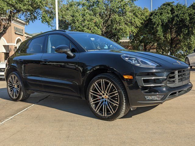 2018 Porsche Macan Turbo