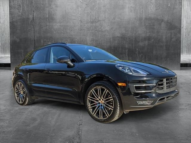 2018 Porsche Macan Turbo