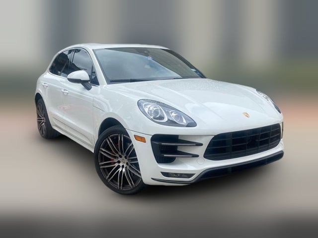 2018 Porsche Macan Turbo