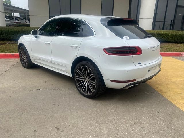 2018 Porsche Macan Turbo