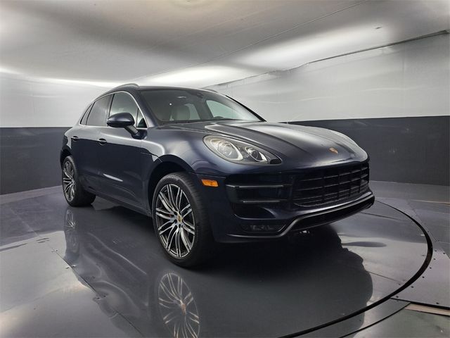 2018 Porsche Macan Turbo