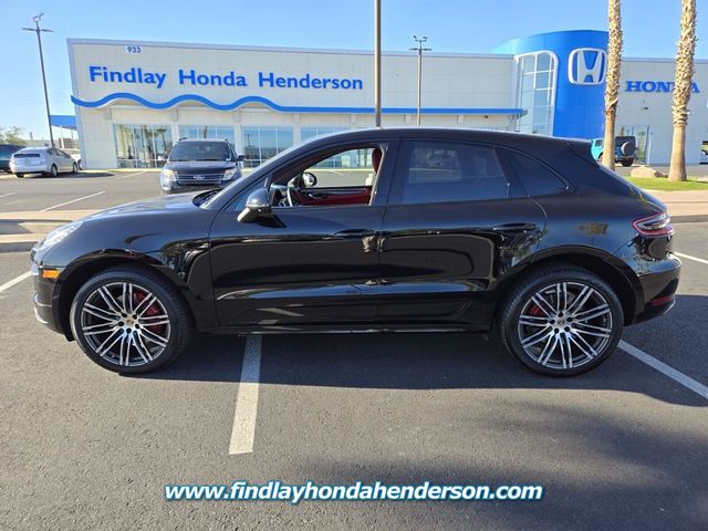 2018 Porsche Macan Turbo