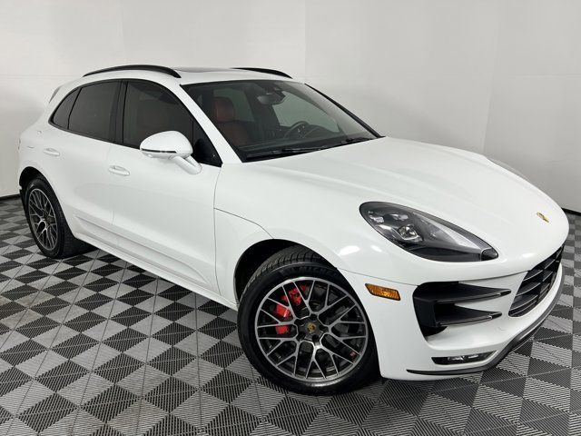 2018 Porsche Macan Turbo