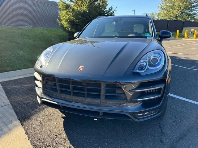 2018 Porsche Macan Turbo