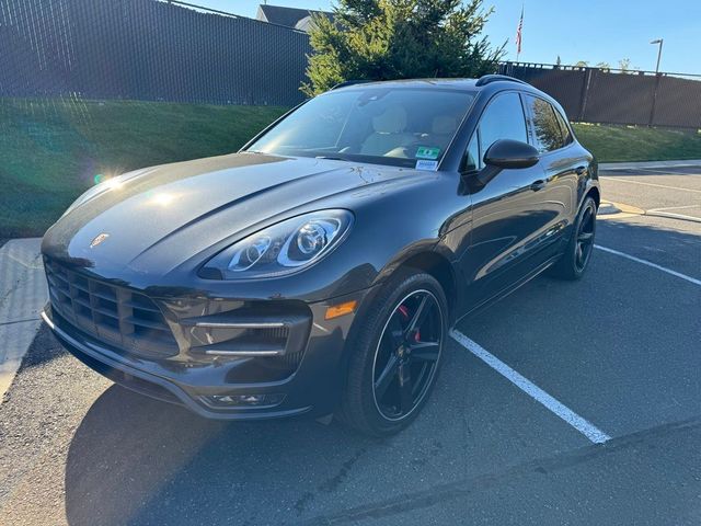 2018 Porsche Macan Turbo