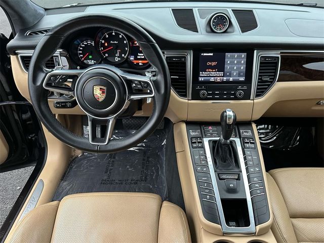 2018 Porsche Macan Turbo