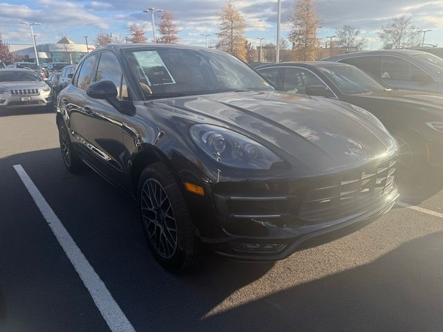 2018 Porsche Macan Turbo