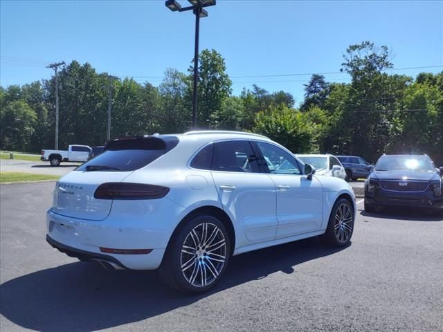 2018 Porsche Macan Turbo