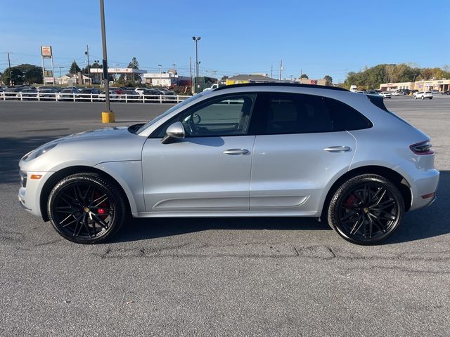 2018 Porsche Macan Turbo