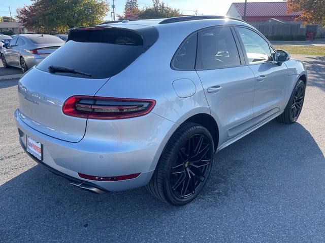 2018 Porsche Macan Turbo