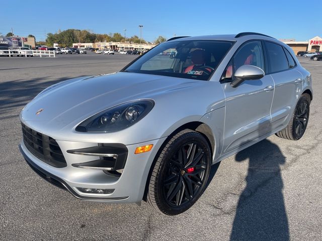 2018 Porsche Macan Turbo