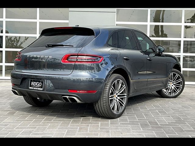 2018 Porsche Macan Turbo