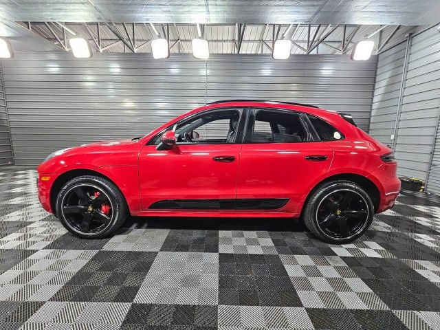 2018 Porsche Macan Turbo