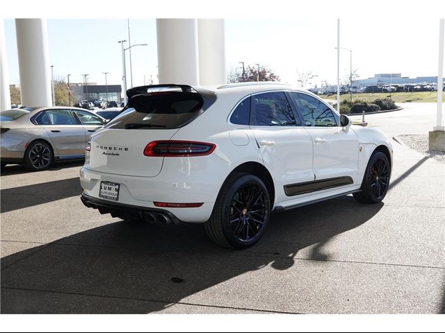 2018 Porsche Macan Turbo