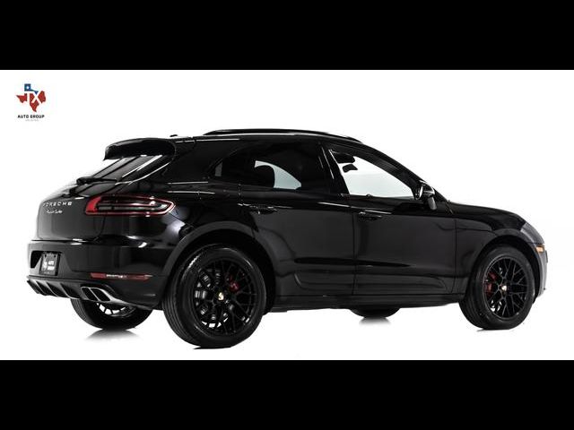 2018 Porsche Macan Turbo