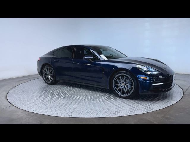 2018 Porsche Panamera 4S