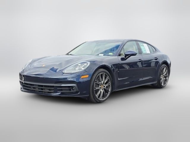 2018 Porsche Panamera 4