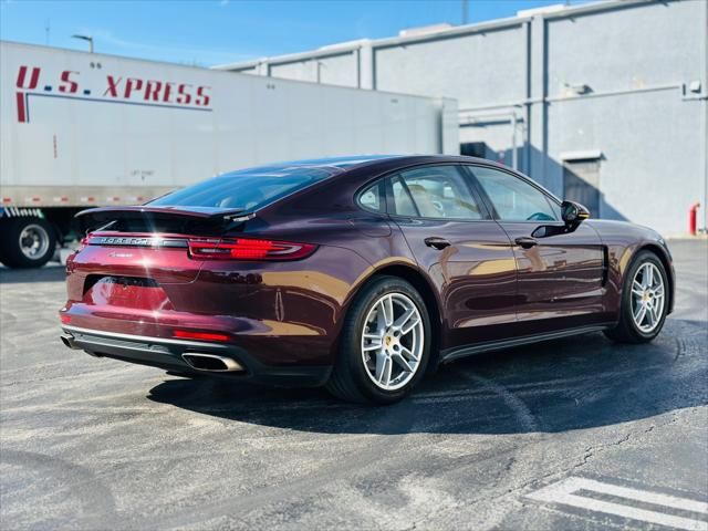 2018 Porsche Panamera 4