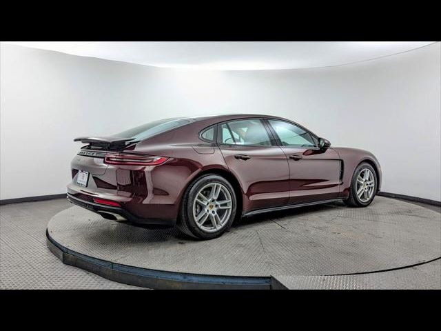 2018 Porsche Panamera 4