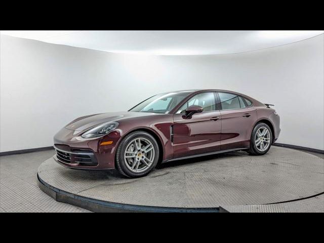 2018 Porsche Panamera 4