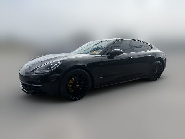 2018 Porsche Panamera 4