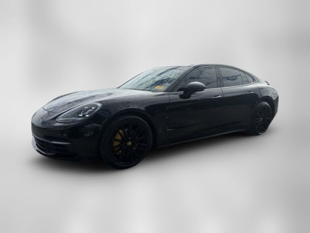 2018 Porsche Panamera 4